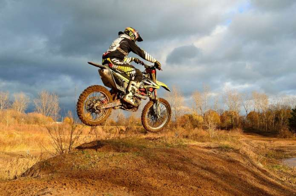 Motocross - dirt, rough, jumps